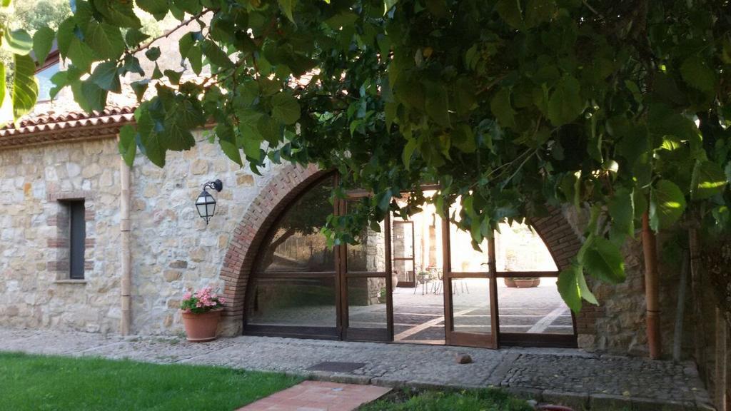 Masseria Rocca Di Gonato Castelbuono  Exterior photo