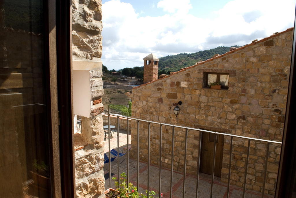 Masseria Rocca Di Gonato Castelbuono  Room photo
